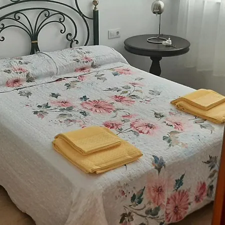 Apto Patio Andaluz. Máximo Confort Y Limpieza Apartamento